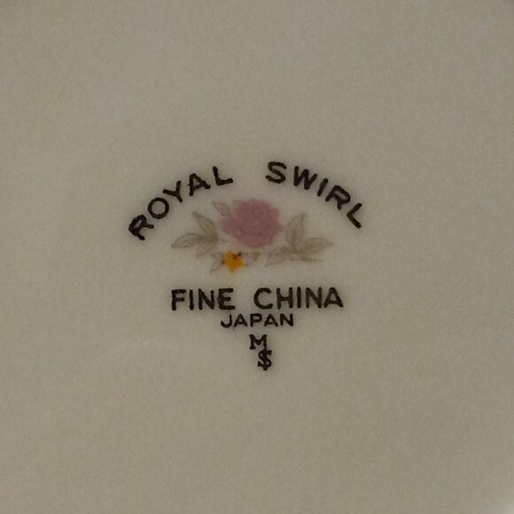 Vintage Royal Swirl Fine China - Picture 4 of 12